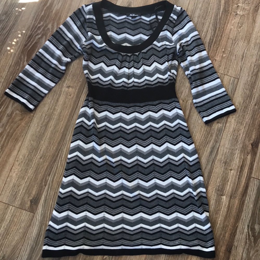 Black, white, gray long sleeve dress